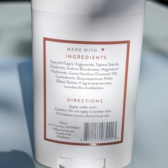 NATIVE (deodorant) | coconut & vanilla - Picture 4 of 7